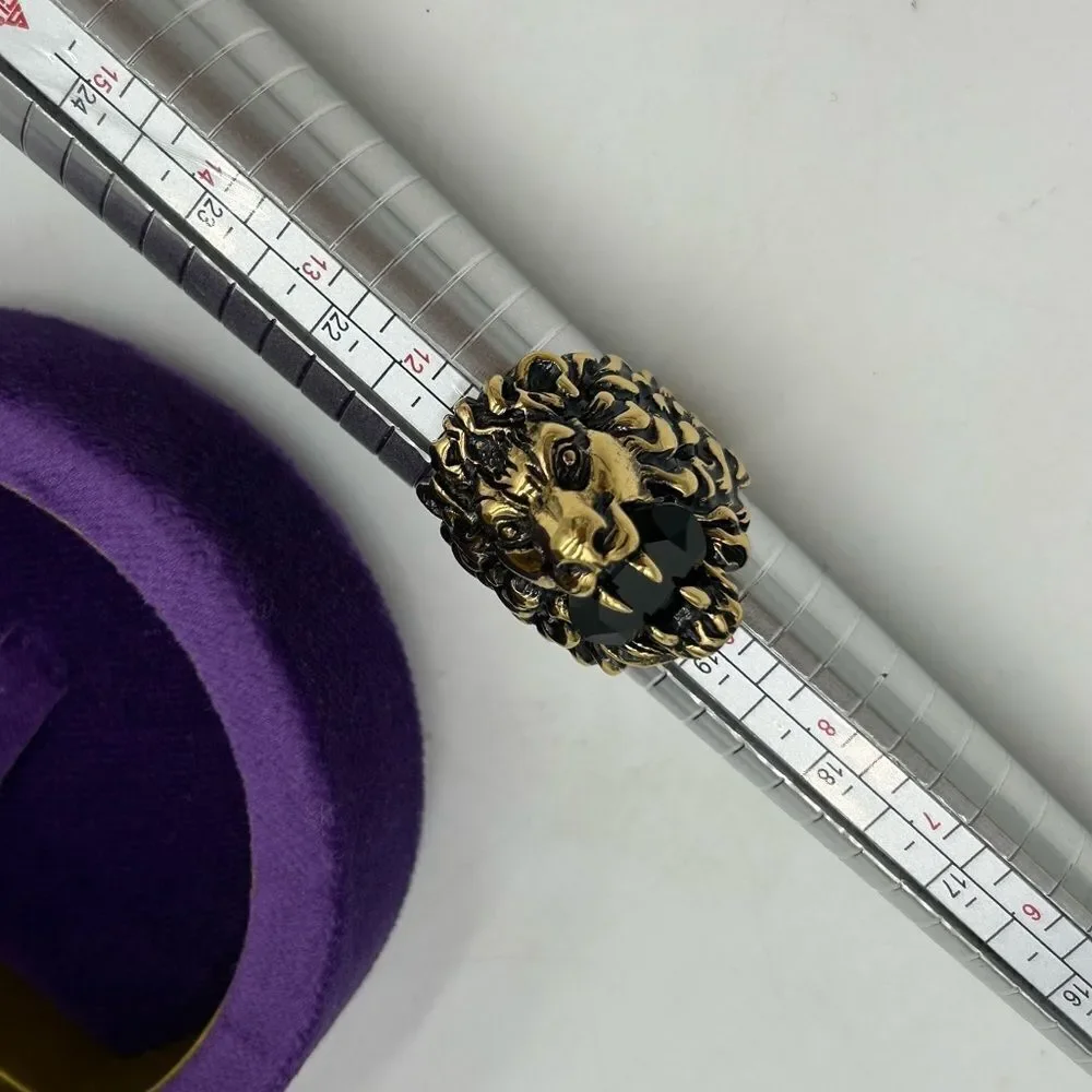 Men’s Gucci iconic Lionhead ring size 10 made in Italy